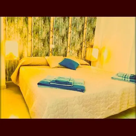 Private With Bathroom,fridge,wifi * Maspalomas (Gran Canaria)